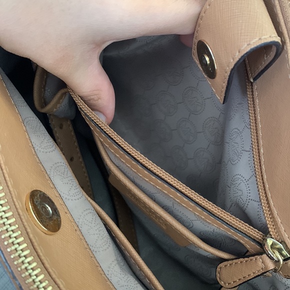 MICHAEL KORS Sutton Medium Colorblock Leather Crossbody Satchel Suntan Black - Picture 5 of 8